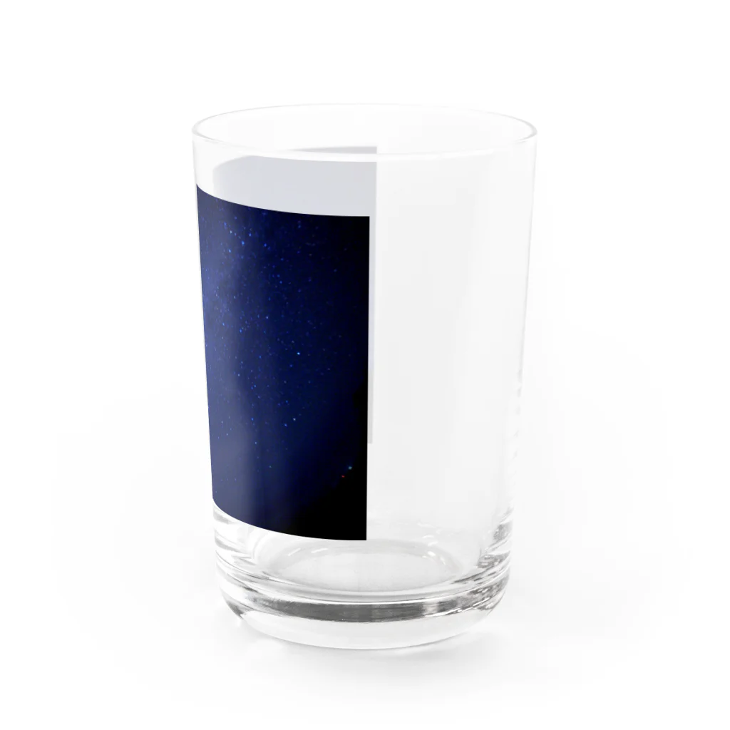 Chisaki KhanのAntokino osora Water Glass :right