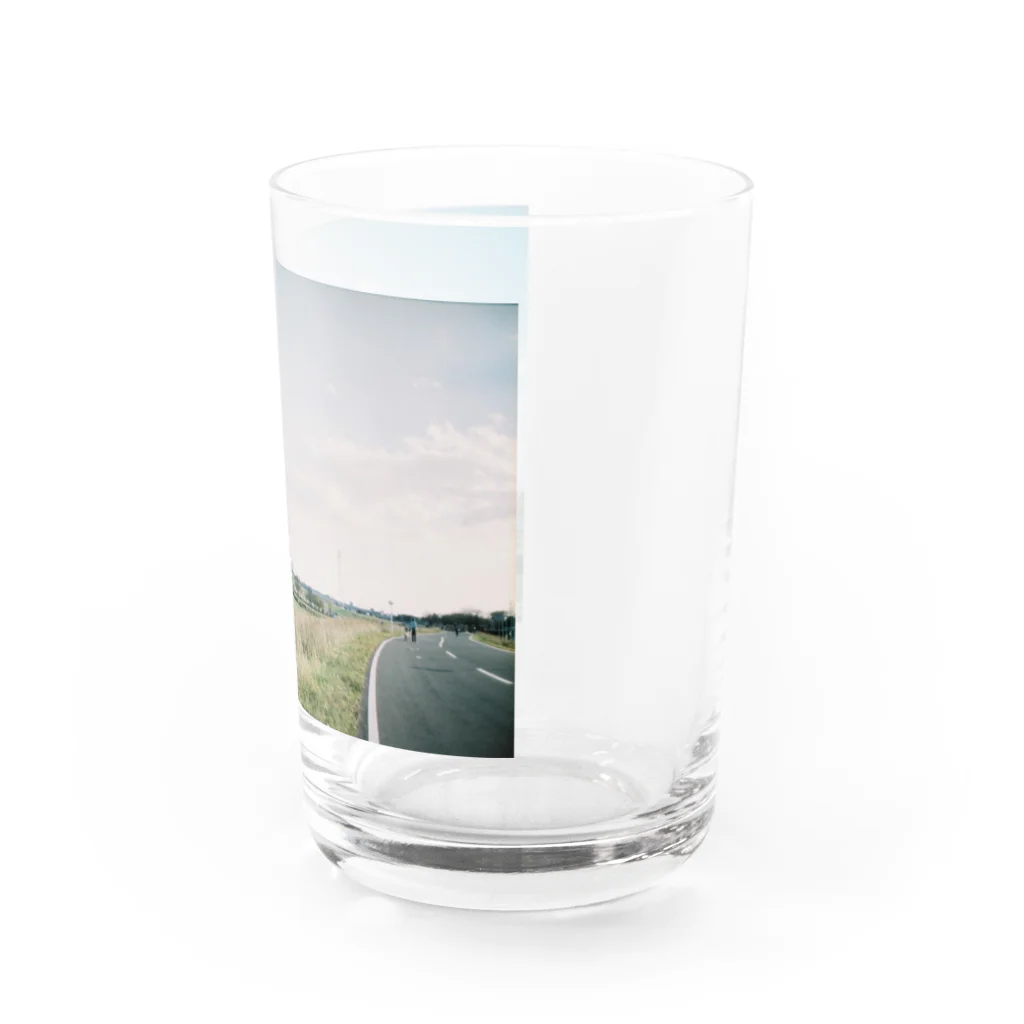 はち / きまぐれハチログのフィルム 河川敷 Water Glass :right