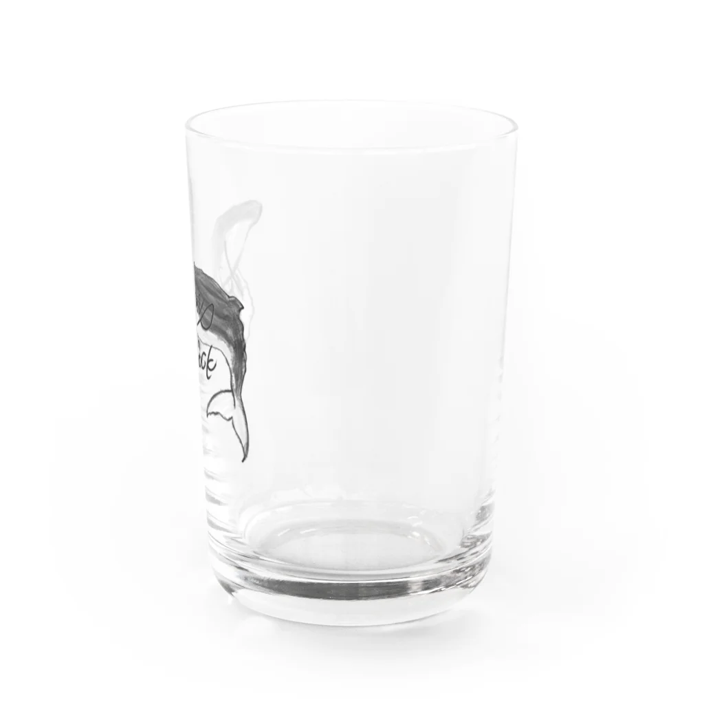 碧そよぐなぜか閉店しない服屋のhunp back whale モノクロ Water Glass :right