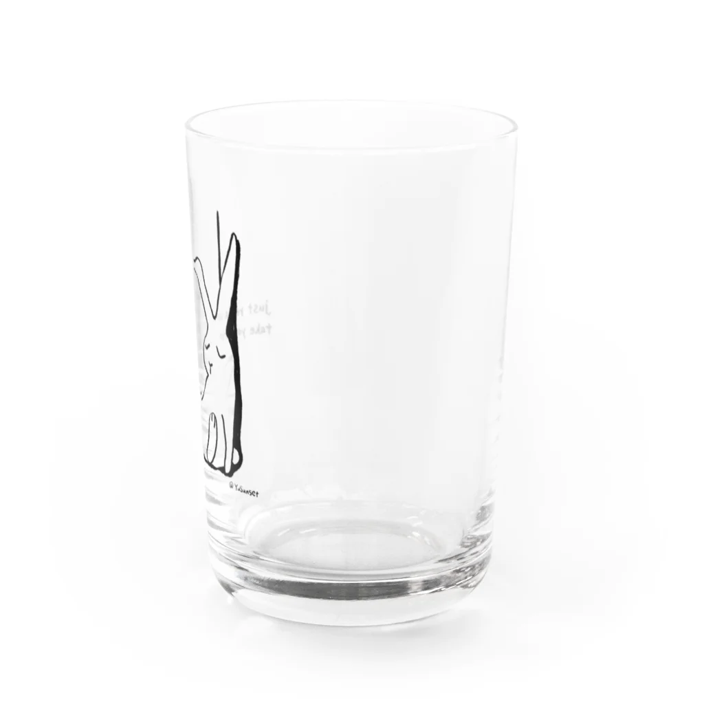 YuSunsetのりらっくすうさぎ（黒） Water Glass :right