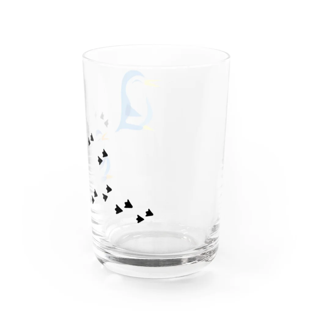 PaP➡︎Poco.a.Pocoのペンちゃんのお散歩 Water Glass :right