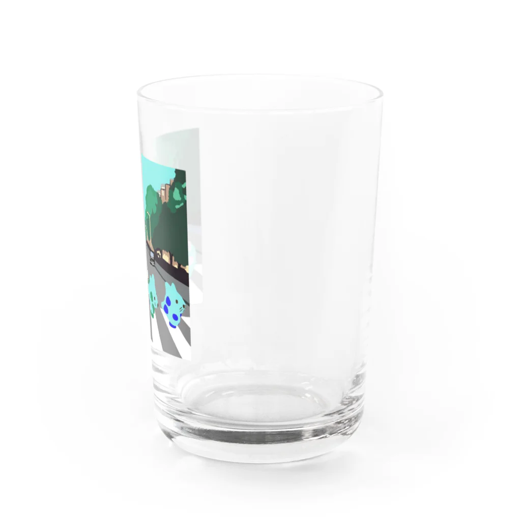 ブリっくん・ボバースキャンプショップのイギリスのブリっくんたち Water Glass :right