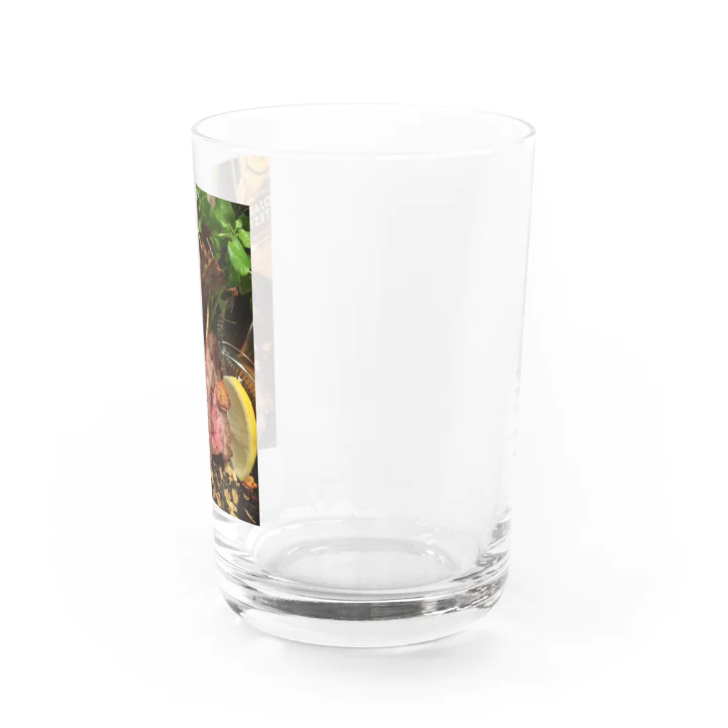 ミナトグリルのお土産屋さんの仔羊のフレンチラムラック Water Glass :right