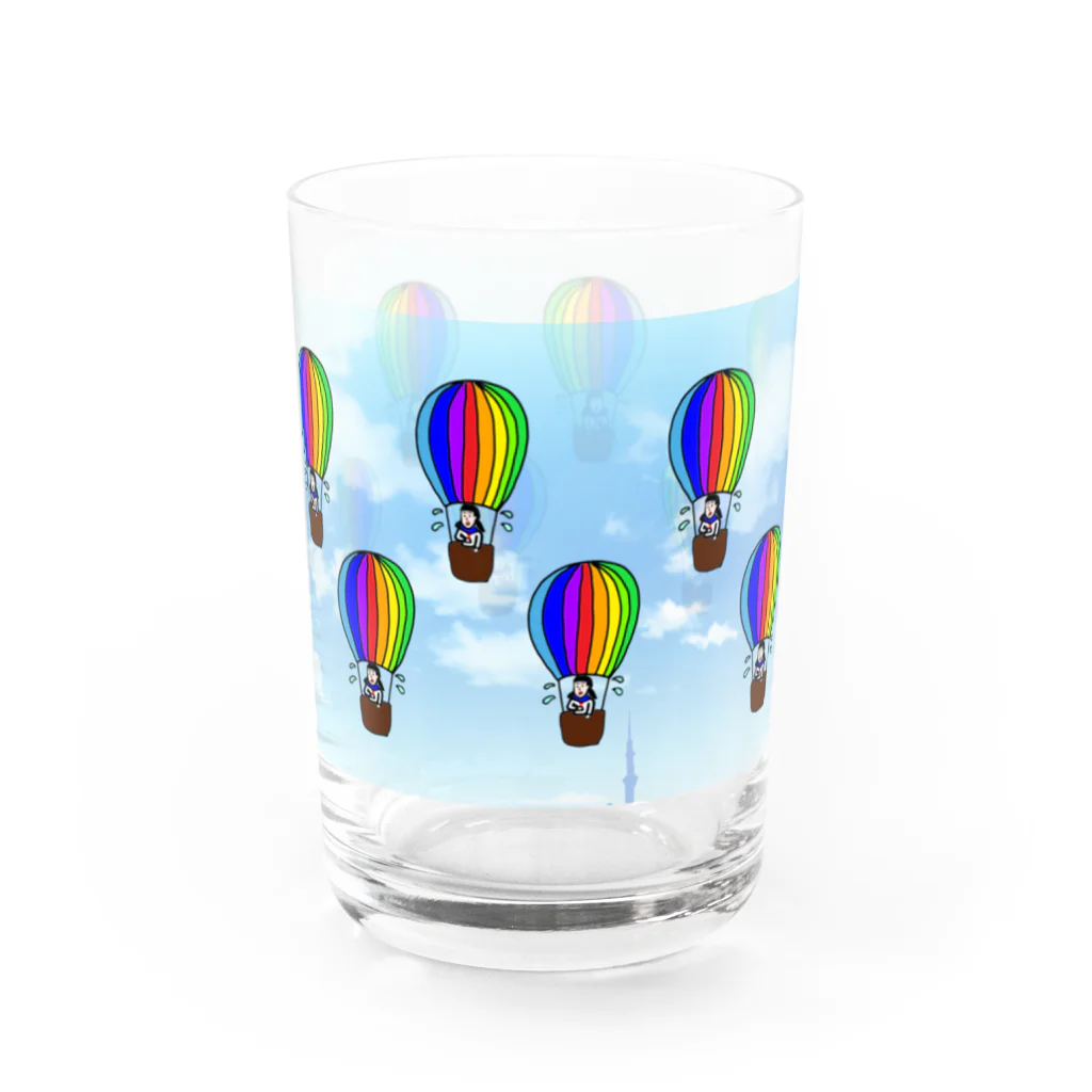 ZAZY official shopの遅刻してるのに気球で向かってるやつ Water Glass :right