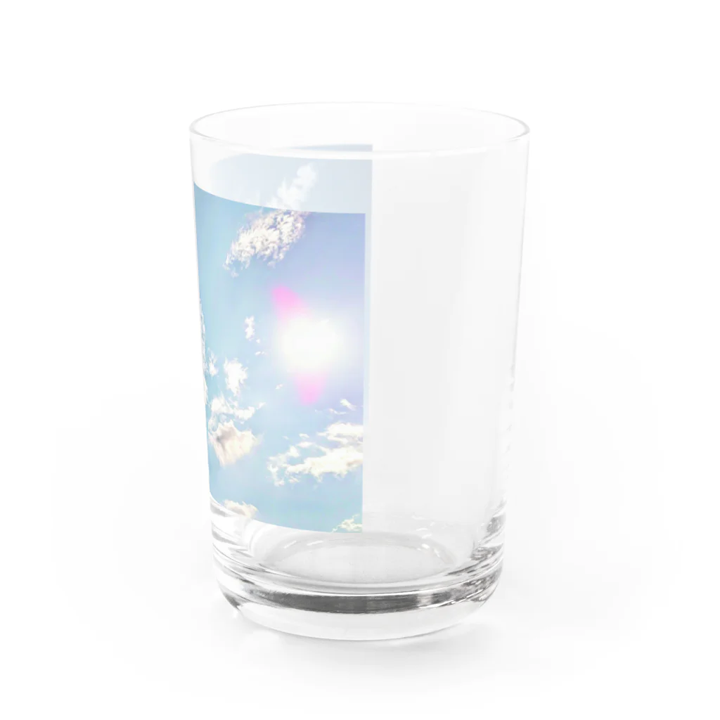 錆猫の館の純白の鳳凰と太陽 Water Glass :right