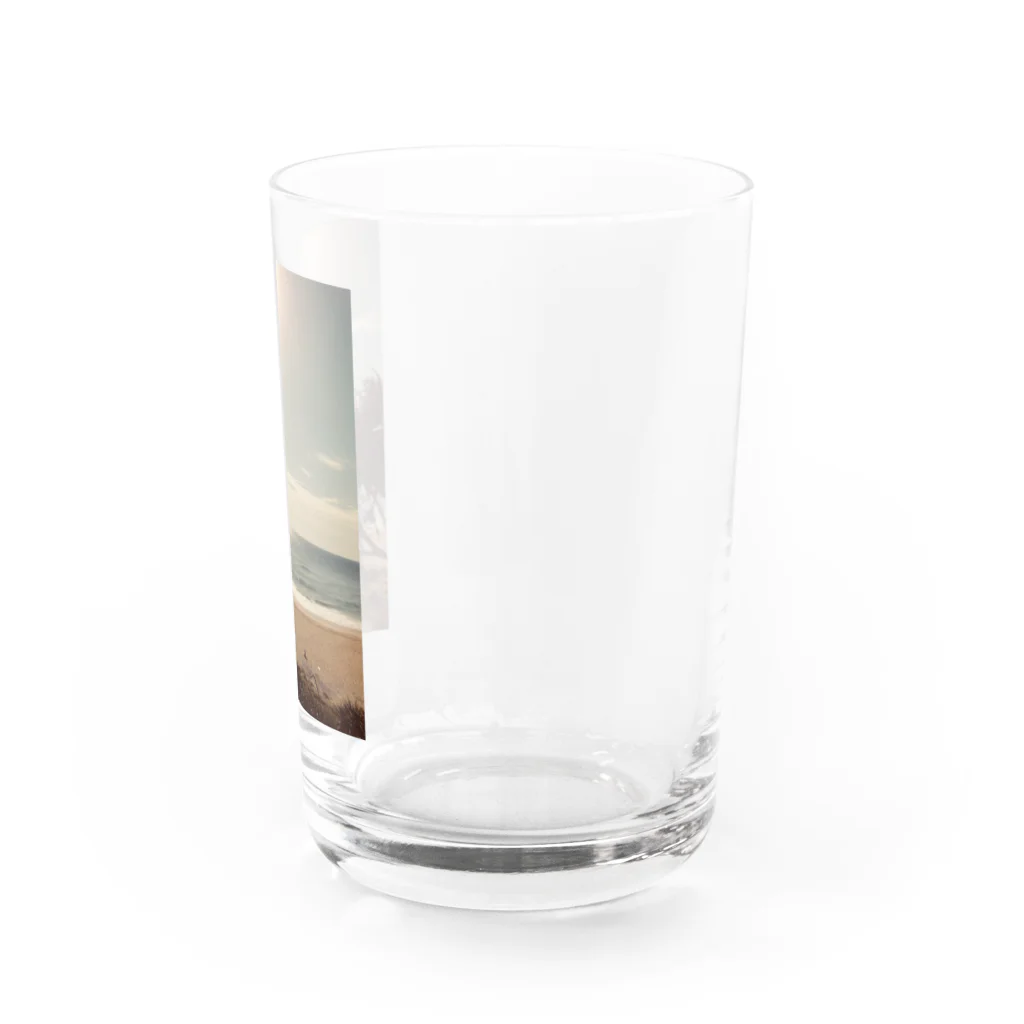 OmShantiのSunshine beach Water Glass :right