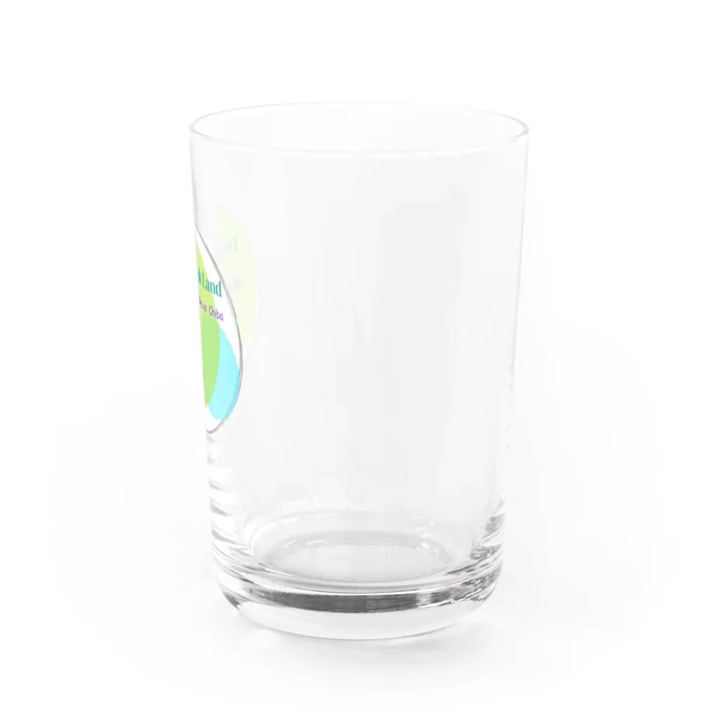 ちばのぶよのイチゴを持ったナキネズミちゃん Water Glass :right