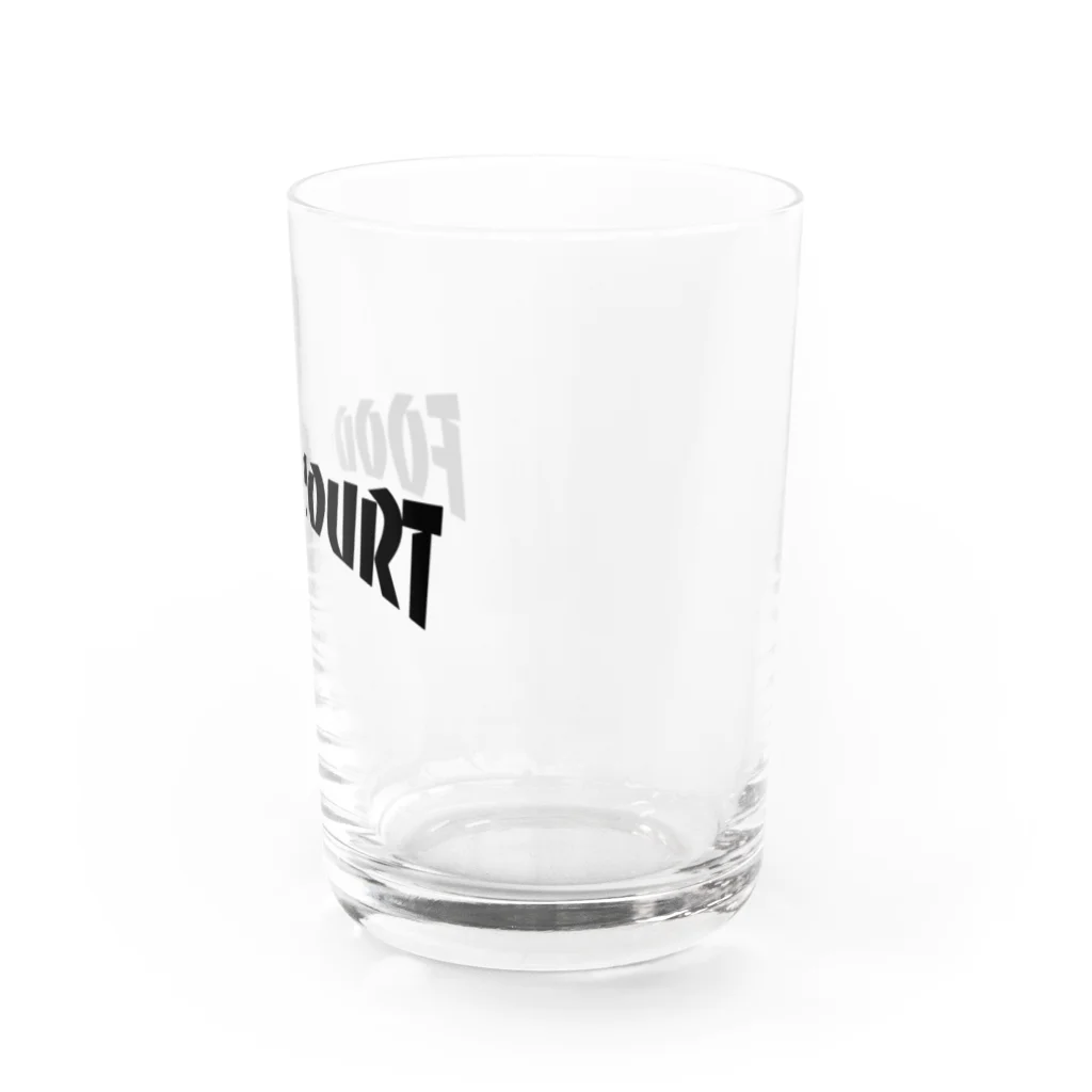 Goohy（グーヒー）のスケボー好きの溜まり場といえば Water Glass :right