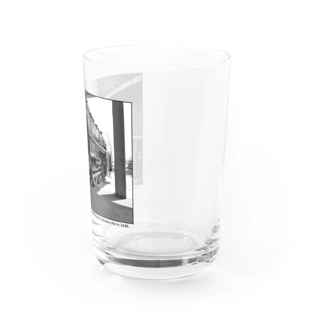 ヴィンテージ鉄道写真グッズの店の出発前のC62形２号機 （モノクロフォト） Water Glass :right