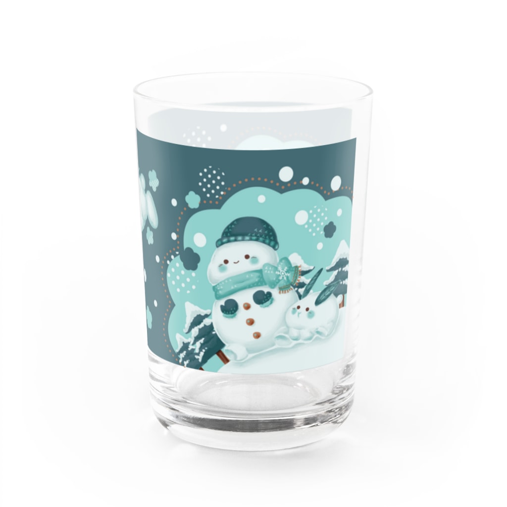 オムタマスタジオの雪だるまと雪うさぎ Water Glass :right