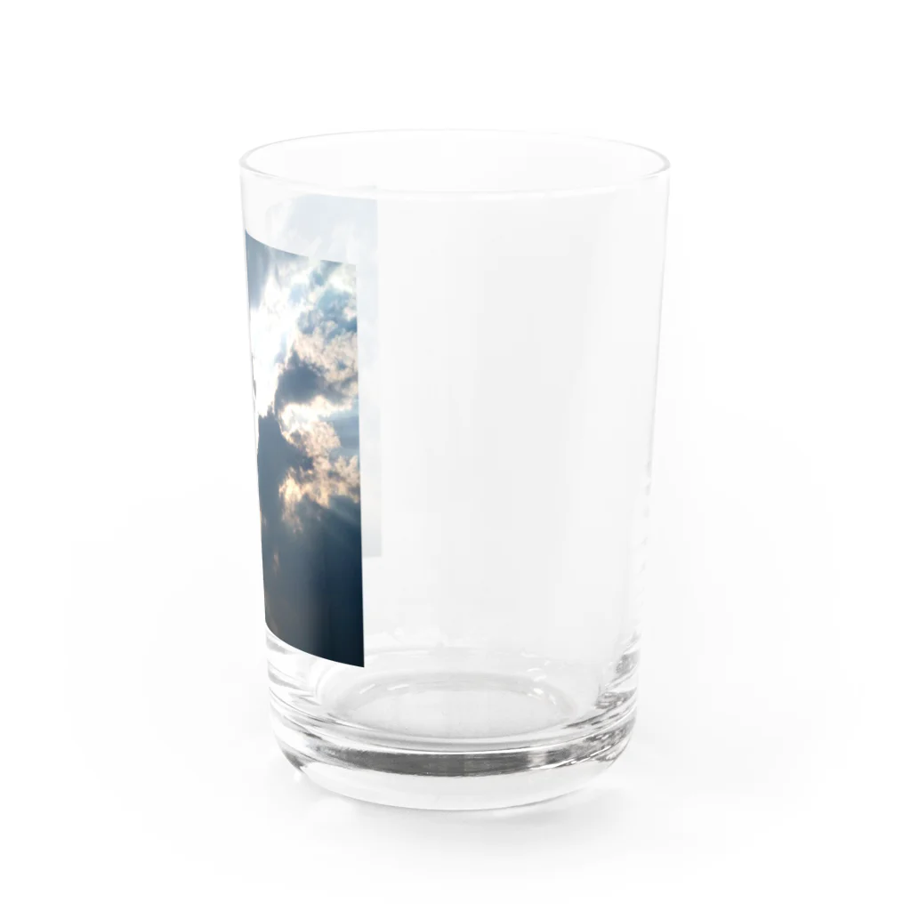 kumakikiのsunshine from the dark Water Glass :right