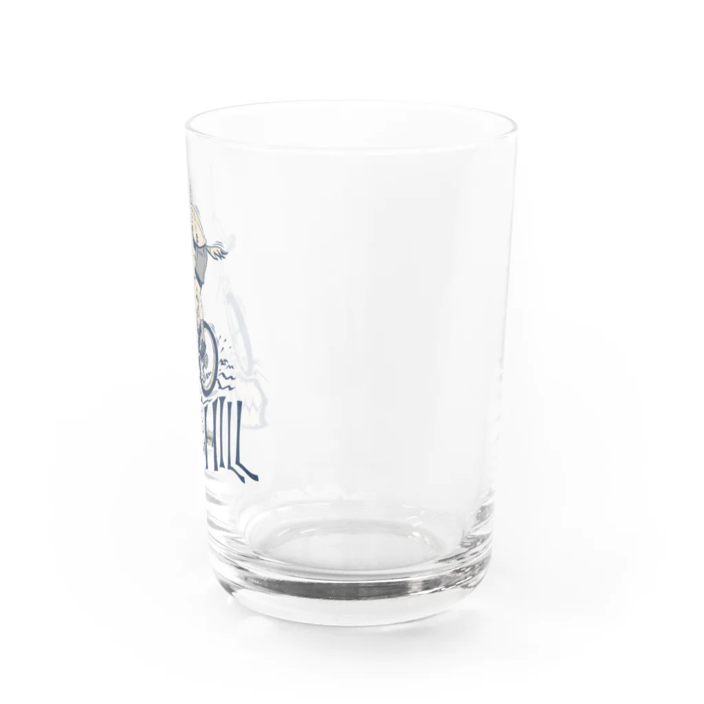 nidan-illustrationの"BITE the HILL" Water Glass :right