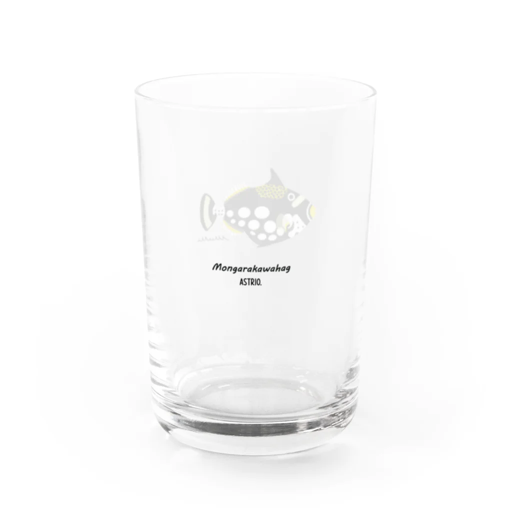 Astrio SUZURI店のモンガラカワハギちゃん Water Glass :right