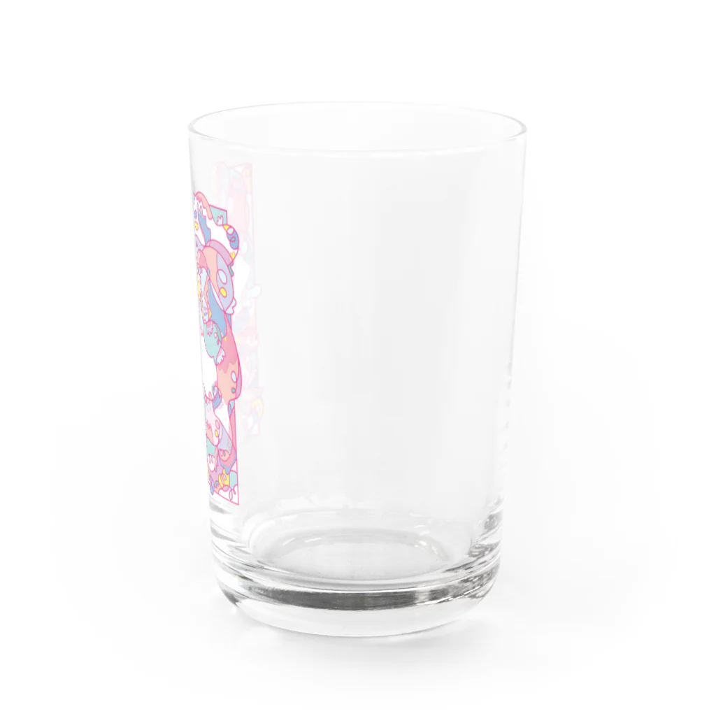 ポップなホラーが好きな人のショップのいろんなおばけたち（ゆめかわver） Water Glass :right