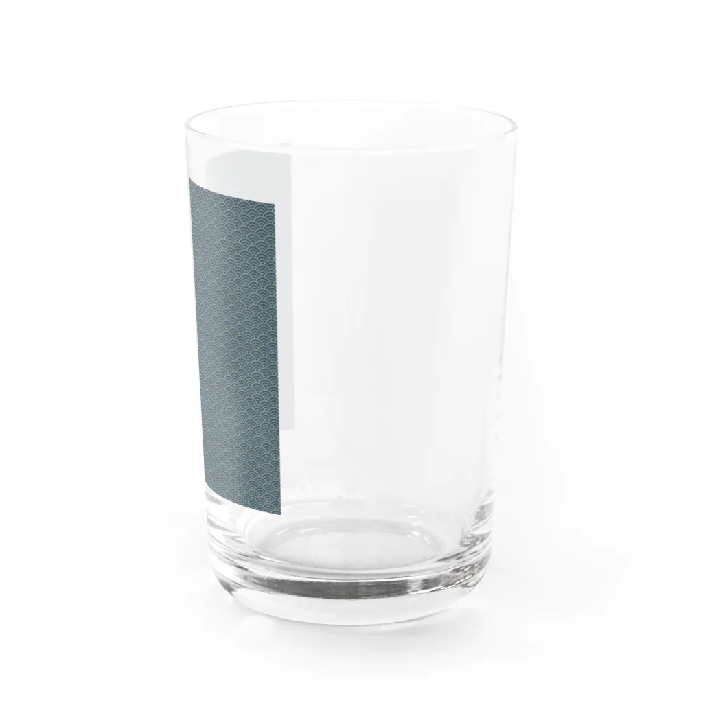 ヨープキャンが気になったの緑模様 Water Glass :right