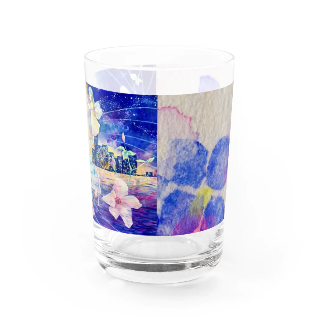 十二夜の書架のピアノと横浜の海・紫陽花の花びら Water Glass :right