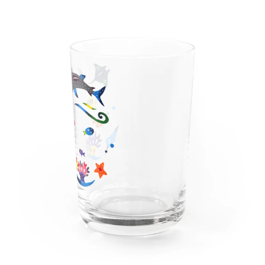 紅型キジムナー工房・コトリンチュのジンベエザメとマンタ Water Glass :right