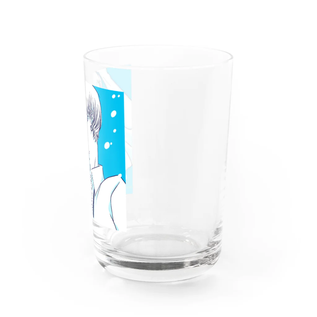 ikka-maaの悩みを忘れた悩める青い青年③ Water Glass :right