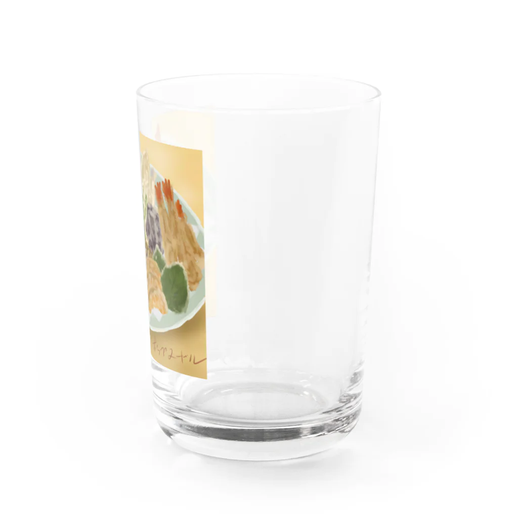 ポップヌードルの大皿の揚げ物 Water Glass :right