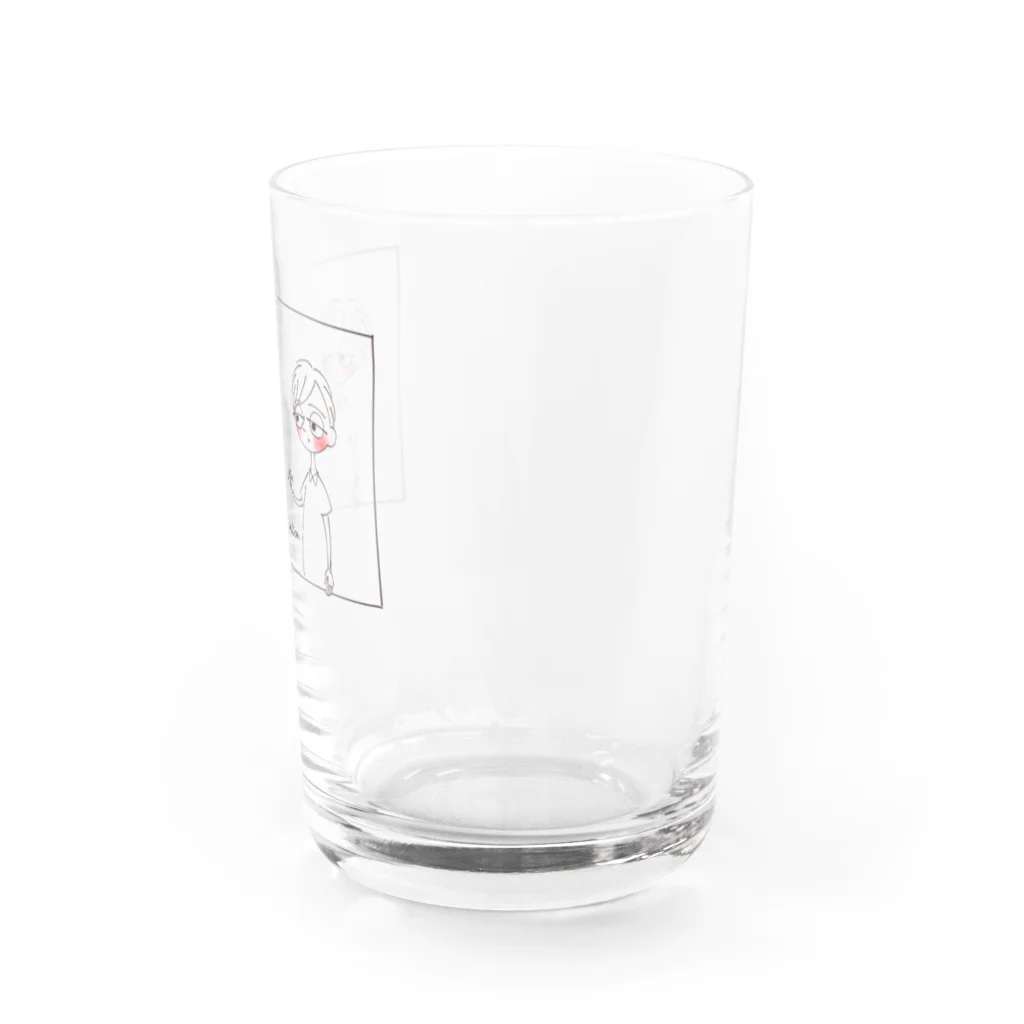 午前五時のうとうとの私はできる、こいつと違って Water Glass :right