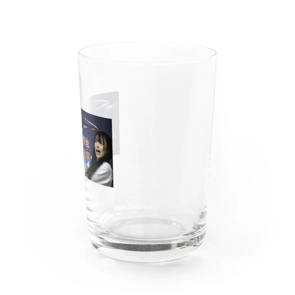 りんごショップの元女子高生VS元女子高生 Water Glass :right