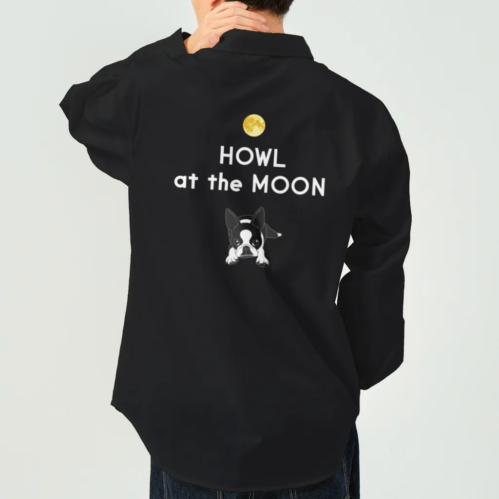 コチ(ボストンテリア)のバックプリント:ボストンテリア(HOWL at the MOON ロゴ)[v2.8k] ワークシャツ