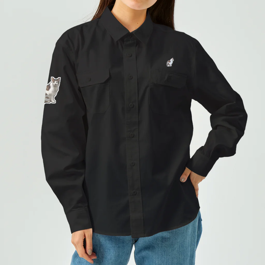 nekousagi*∩..∩のトラミ兄ちゃん自画像？ラベンダー【nekousagi*∩..∩ロゴ入り】 Work Shirt