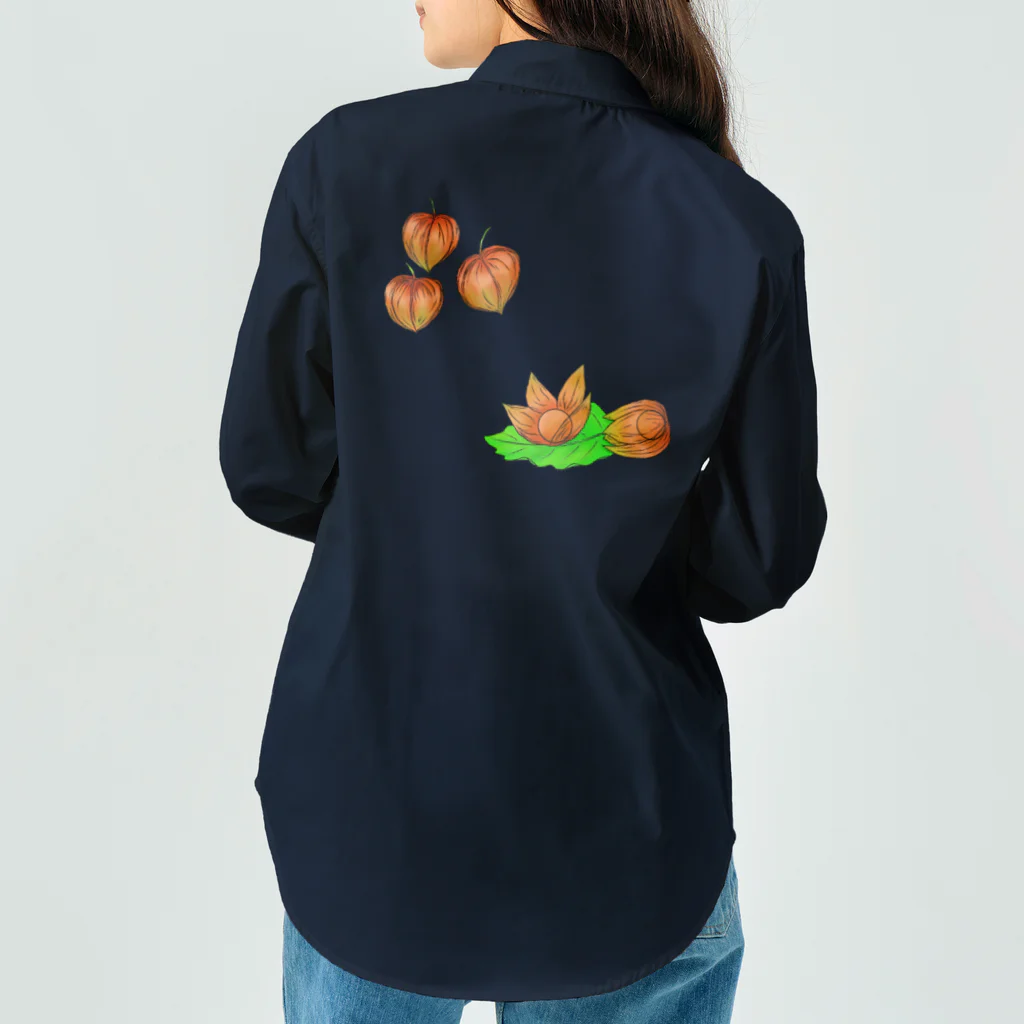 Lily bird（リリーバード）のホオズキ Work Shirt