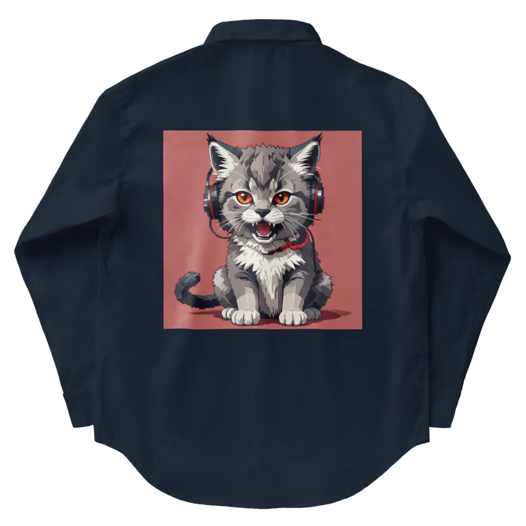 fuku_tochi shopの子猫の雄叫び Work Shirt