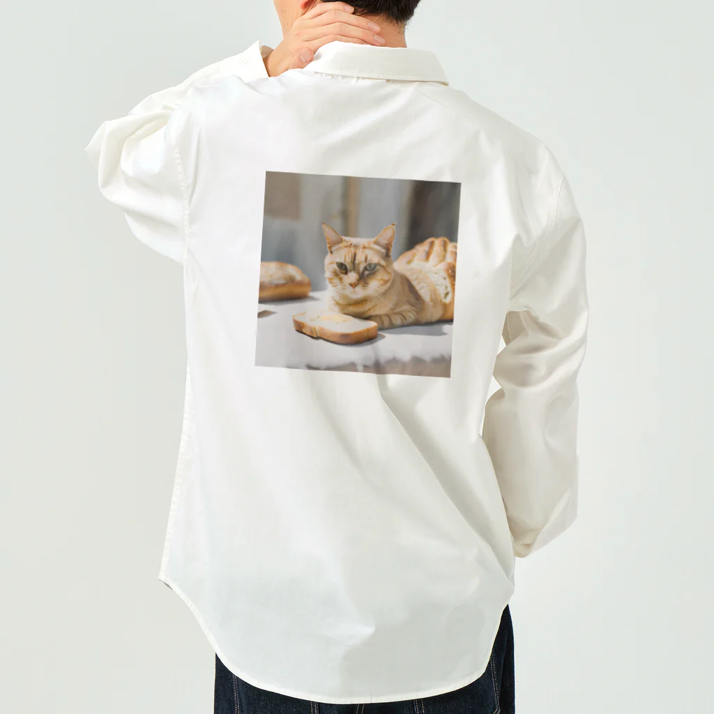 猫雑貨屋　ねこまろのパンの化身、茶トラ Work Shirt