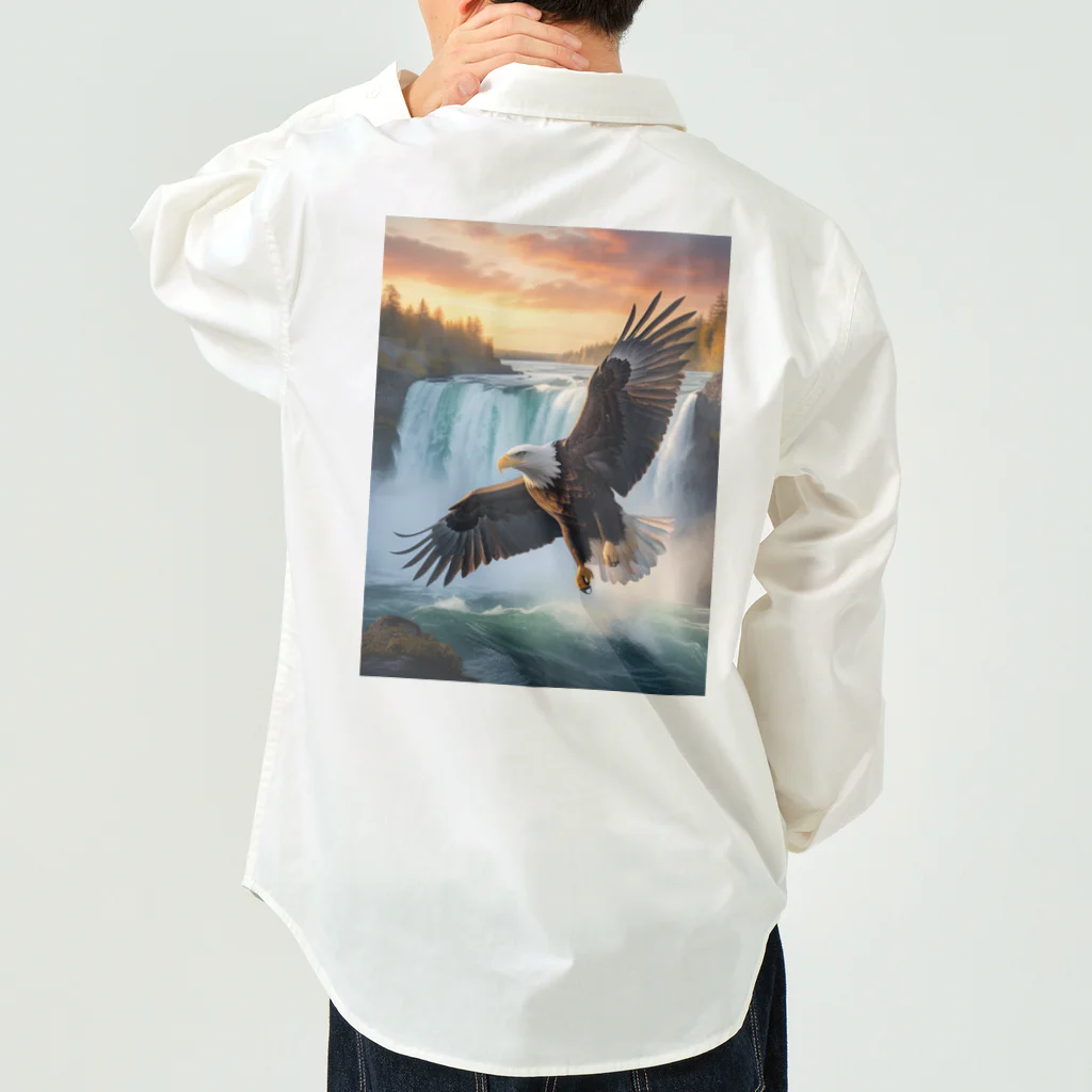 CHIKUSHOのナイアガラの滝と大鷲 Work Shirt
