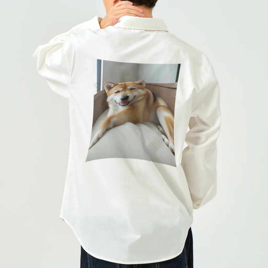 【公式】コンプレックス屋さんのデブが着る前から伸びている：犬ver ワークシャツ