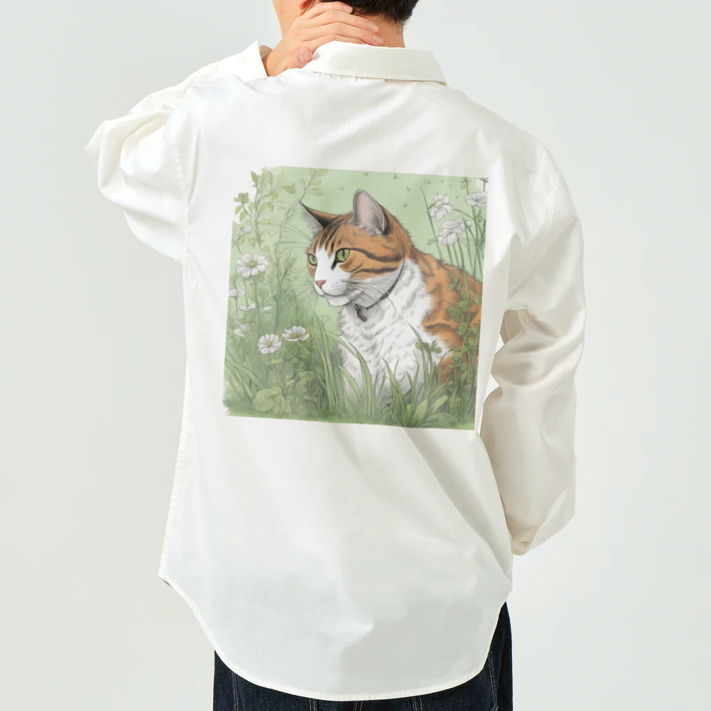 にゃんこーねこの草の中の猫 Work Shirt