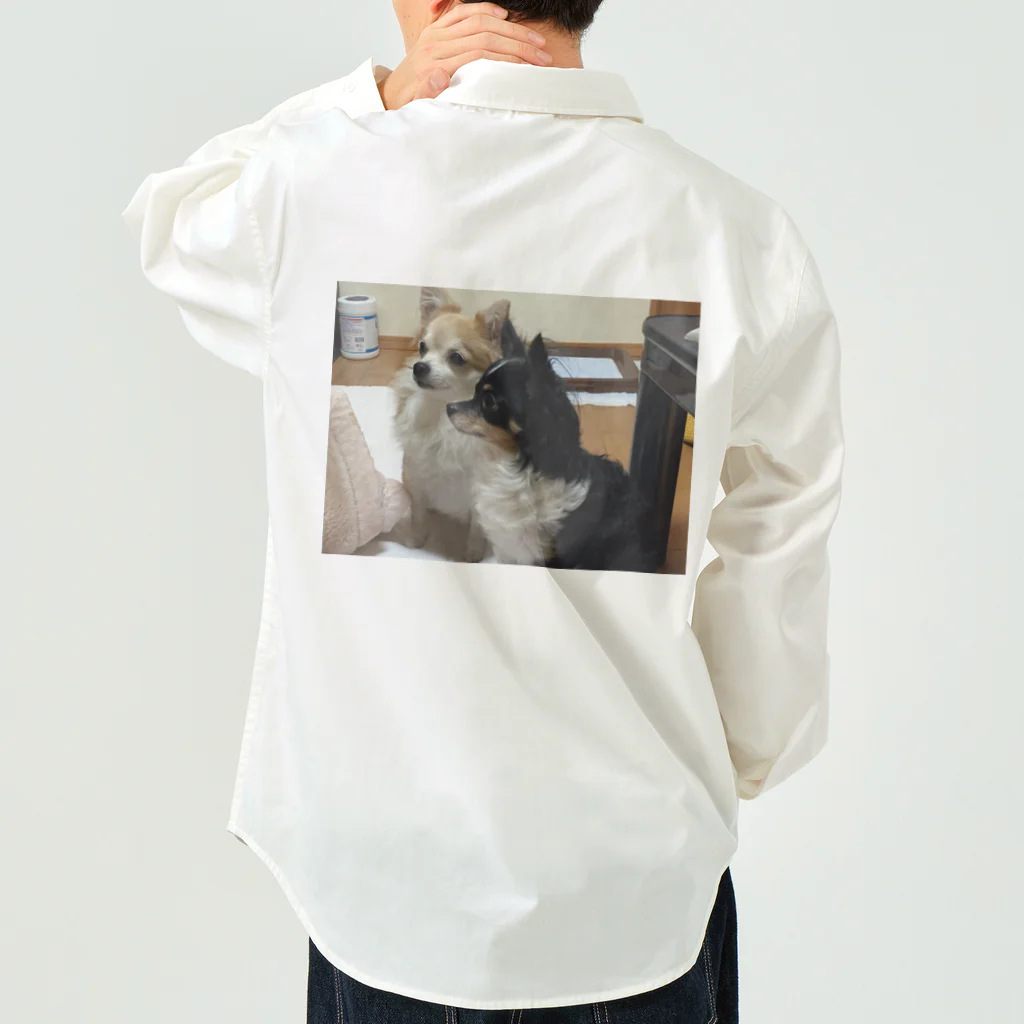 Yukaの絵と実家の犬🐕のチワワの小夏とイヴ ワークシャツ