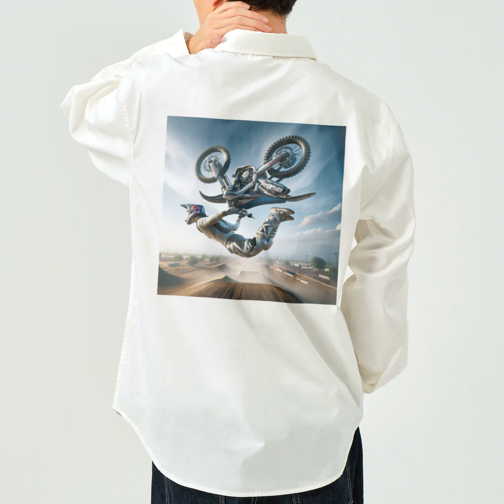 Bikers' Galleryの迫力満点 フリースタイルモトクロス バックフリップ ポスター – エクストリームスポーツ アート Work Shirt