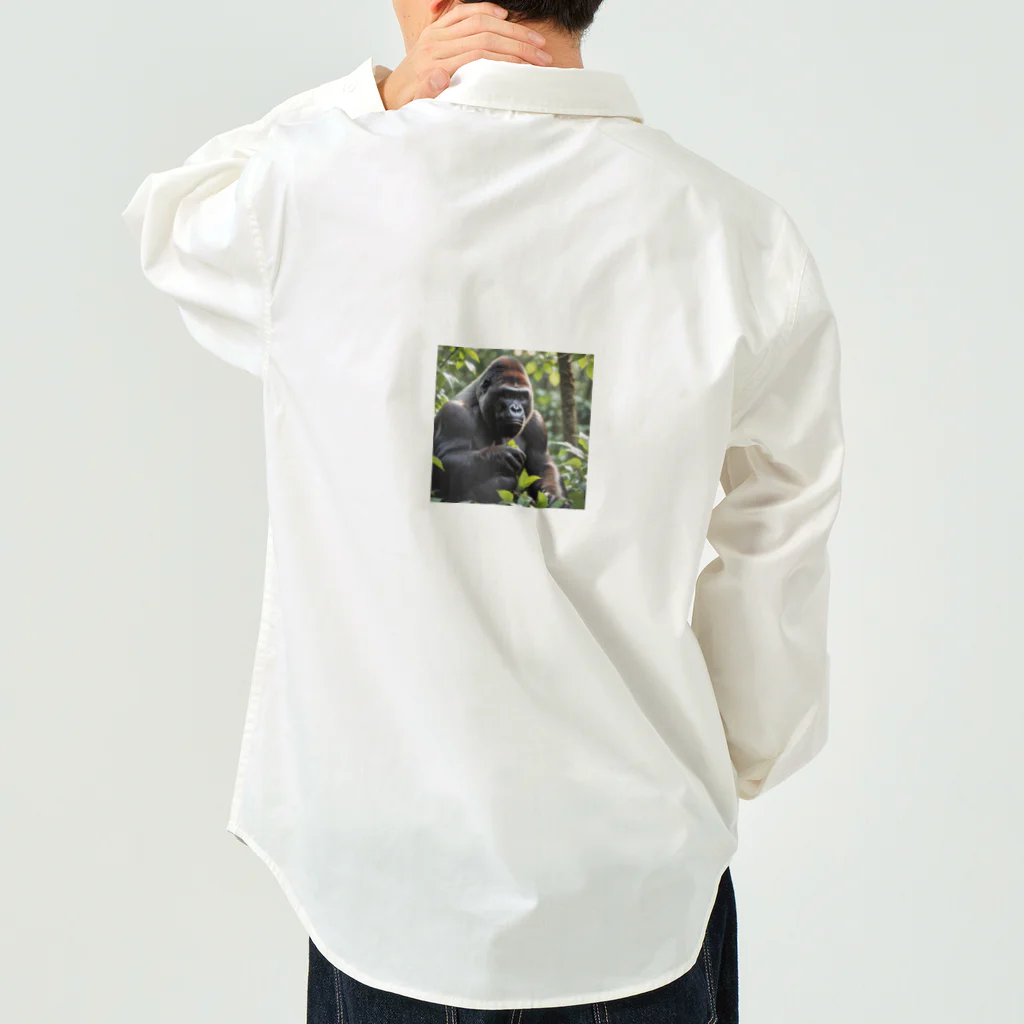 sunday_sataurday_freedayの悪戯っぽいゴリラ Work Shirt