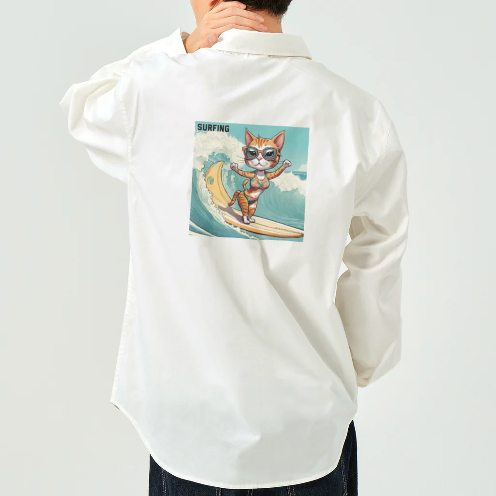 ハワイライフのSURFING猫（女の子バージョン） Work Shirt