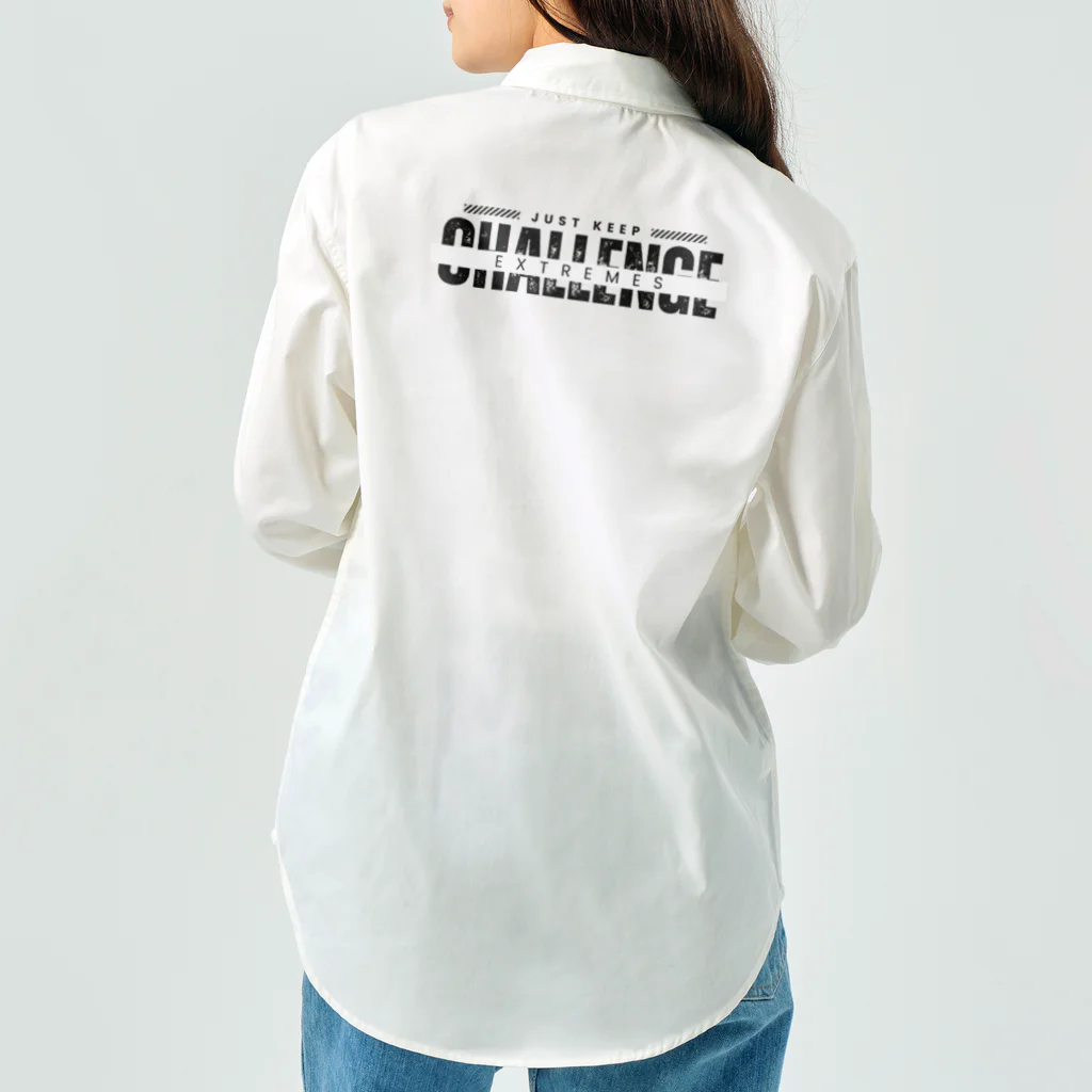 NeoNestの"Challenge Extremes" Graphic Tee & Merch Work Shirt