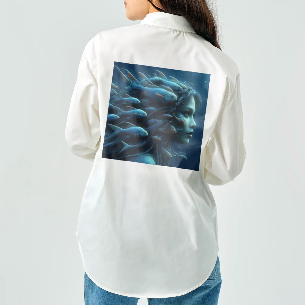 末田の魚群の女王 Work Shirt