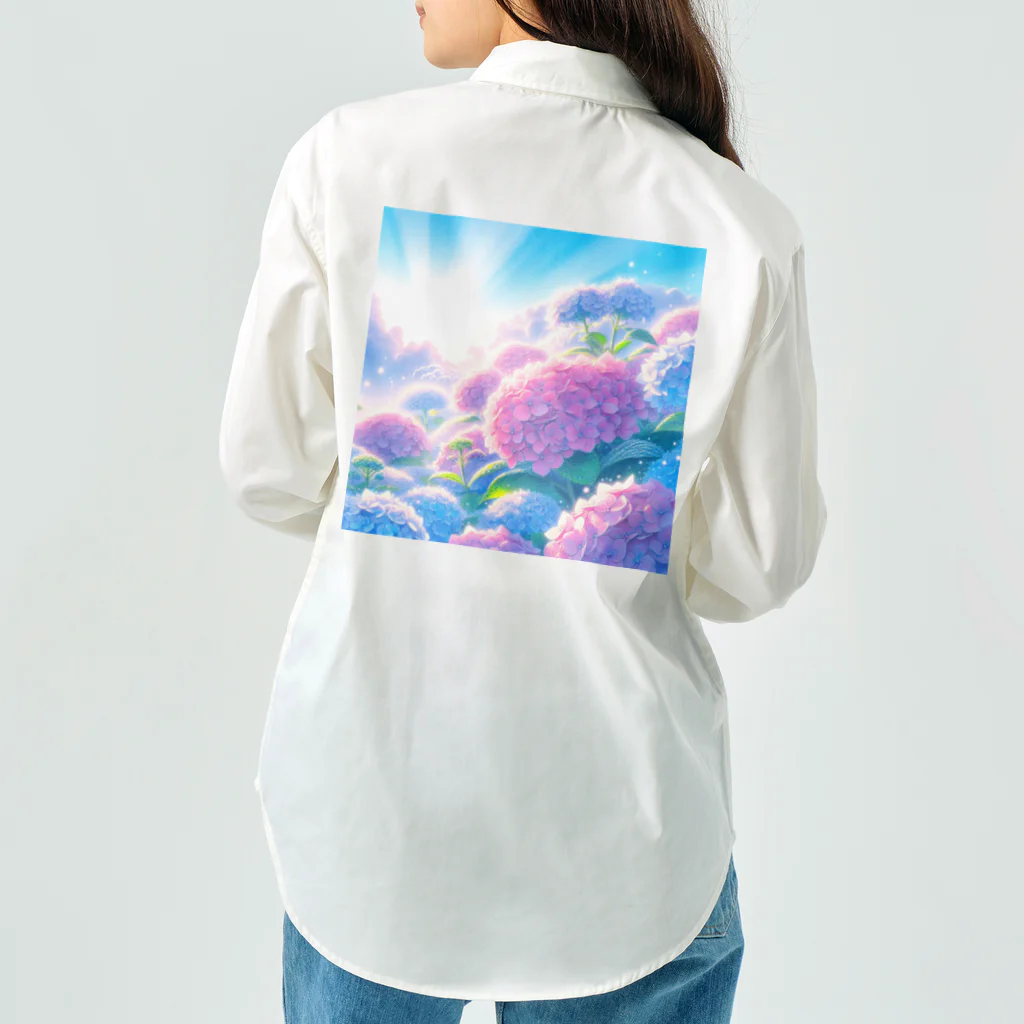 huwari-hanaakariの朝日に輝く紫陽花 Work Shirt