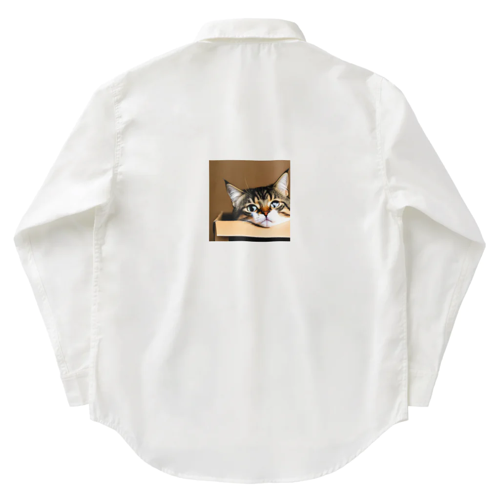 チェリオの箱に入った可愛い猫 Work Shirt