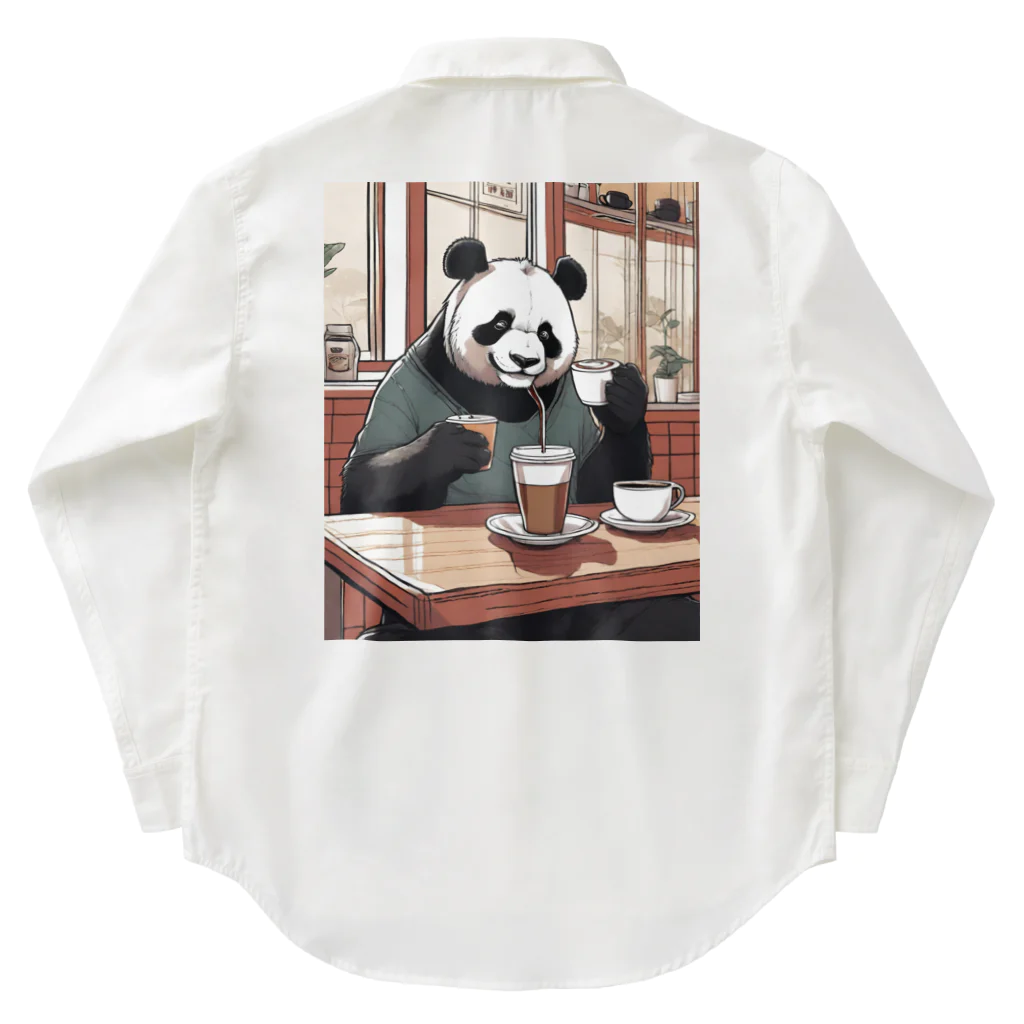 ワンダーワールド・ワンストップの喫茶店でコーヒーを飲むパンダ Work Shirt