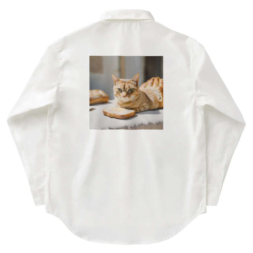 猫雑貨屋　ねこまろのパンの化身、茶トラ Work Shirt