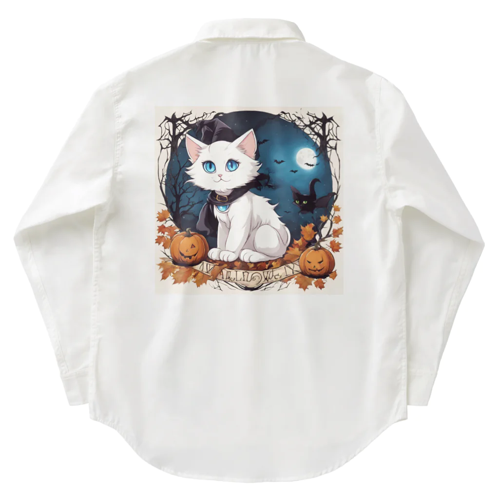 yoiyononakaのハロウィンの白猫08 Work Shirt