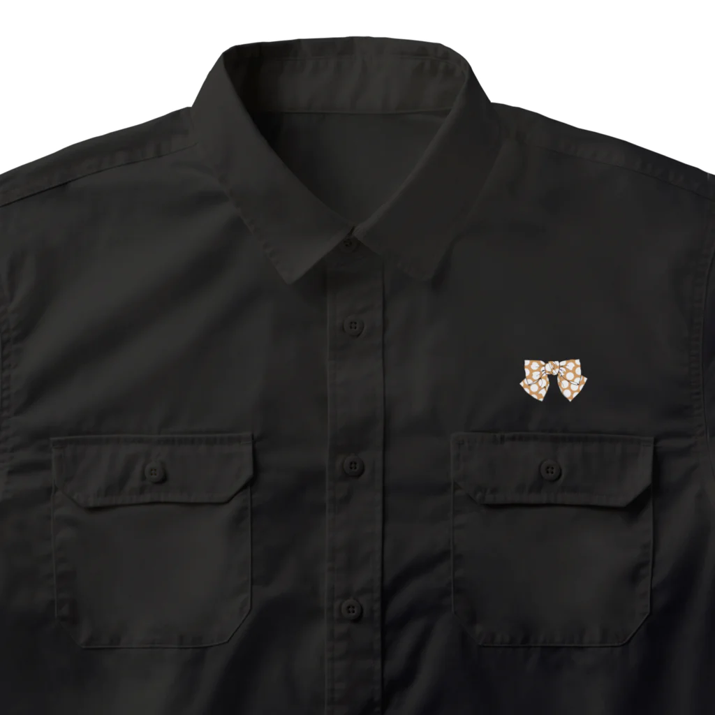 Drecome_Designのドットリボン(ブラウン) Work Shirt