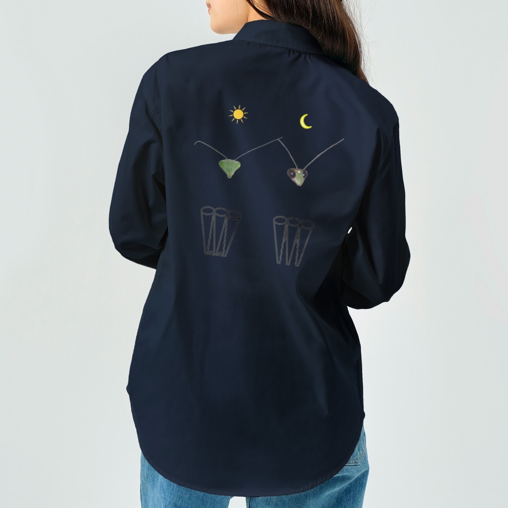 L_arctoaのカマキリの昼と夜の複眼（絵文字、背景透過ver） Work Shirt