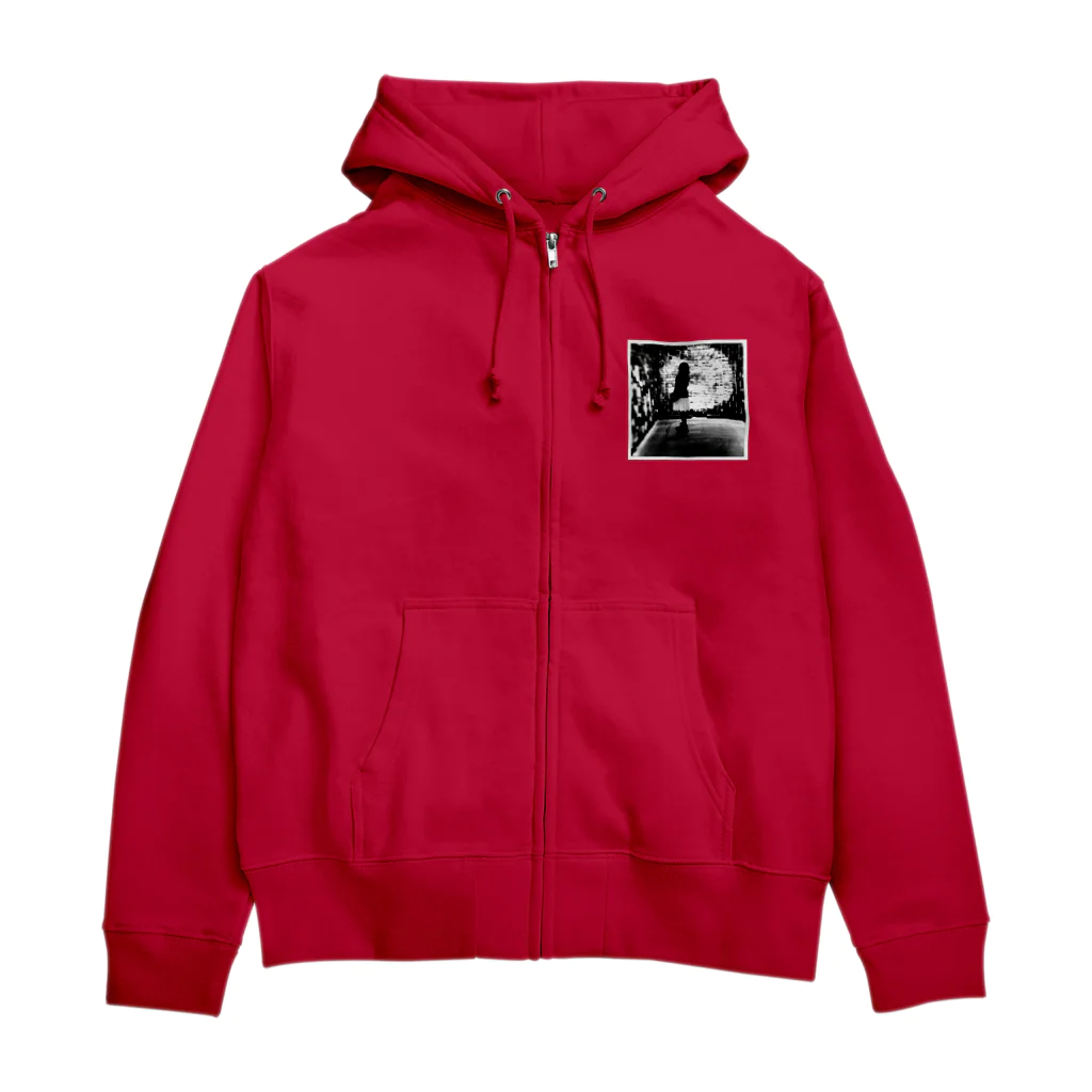 NagamiPoppyの逆さ Zip Hoodie