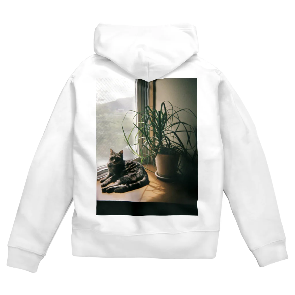 毎日ころりんの猫の写ルンです Zip Hoodie