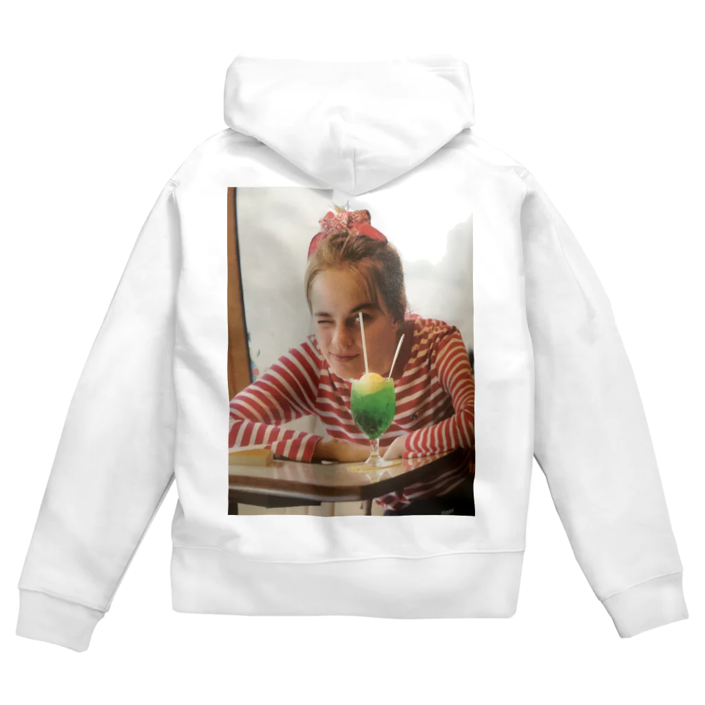 LOVESのCream soda Zip Hoodie