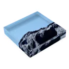 hitoufの海の岩 Acrylic Block :placed flat